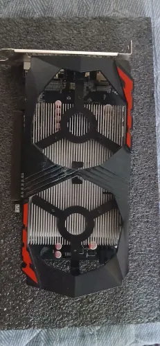 Placa de video GTX 1050 2GB AFOX Defeito