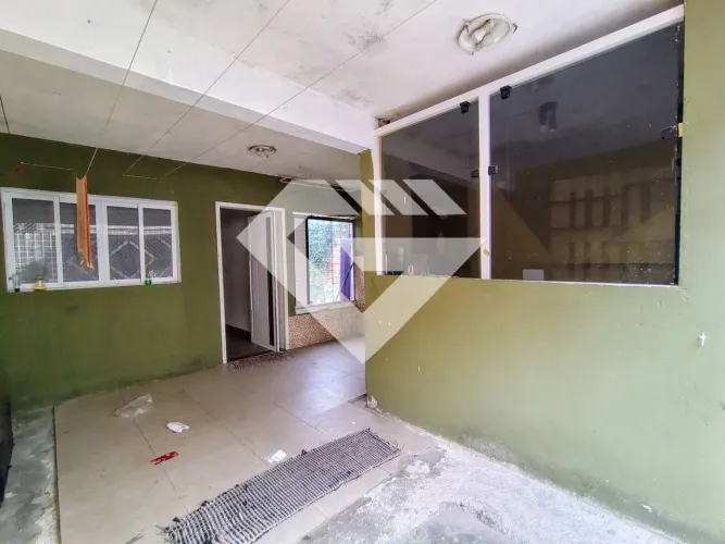 Vendo casa em Ferraz de Vasconcelos