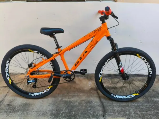 Mountain BIKE
