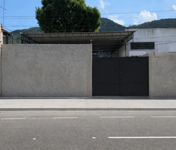 Galpão comercial - 260m² Cafubá (rotatória)