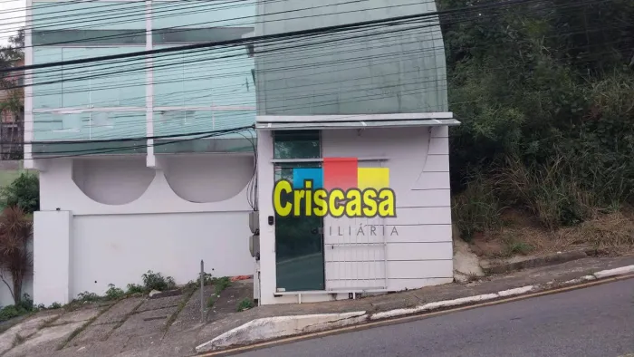 Kitnet com 1 dormitório para alugar, 40 m² por R$ 1.150,00/mês - Novo Cavaleiro - Macaé/RJ