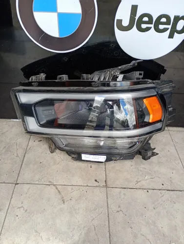 FAROL DODGE RAM 2022  MOTORISTA