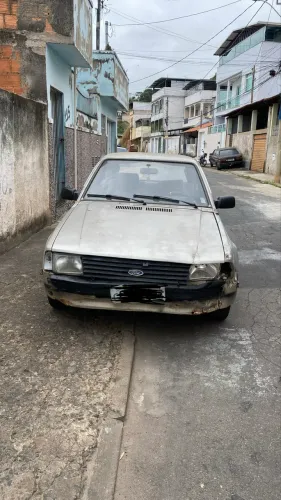 Ford Escort Ghia 1.8i / 1.8 / 1.6 (álcool) 1986