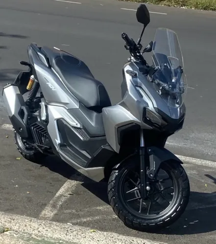 Honda adv 160 