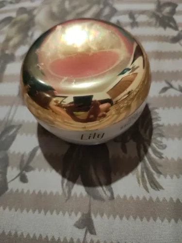 Creme lily 30,00