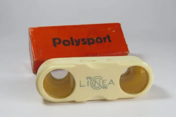 BINÓCULO portátil, na caixa original, marca POLYSPORT, prov. propaganda dos Navios Linea C