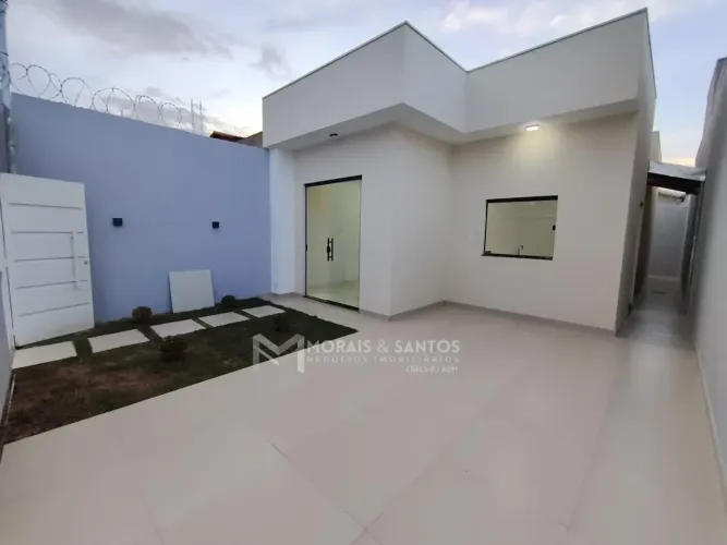 Casa à Venda no Bairro Terra Jardim Montes Claros MG