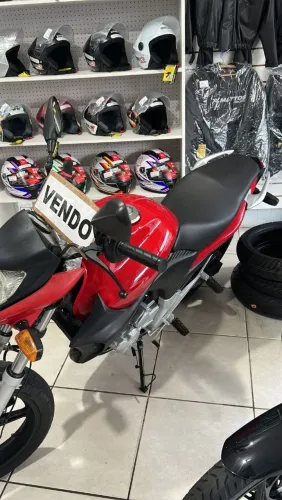 Só pega e anda