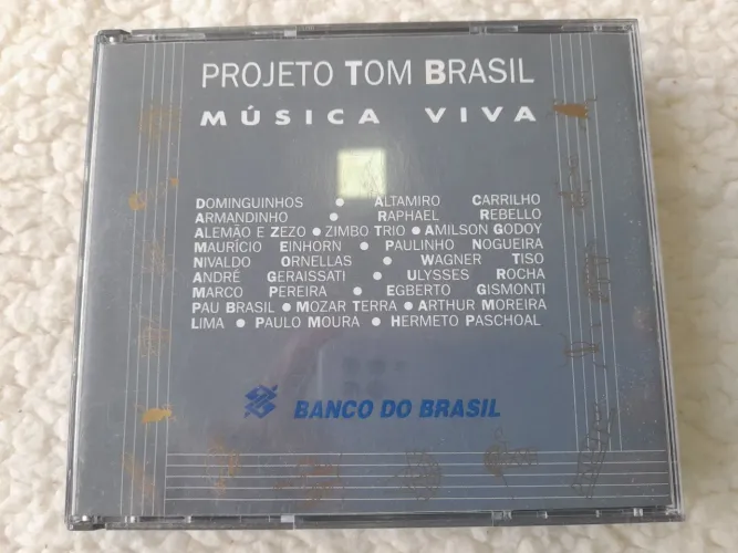 Box CD PROJETO TOM BRASIL MÚSICA VIVA USADO CONSERVADO.
