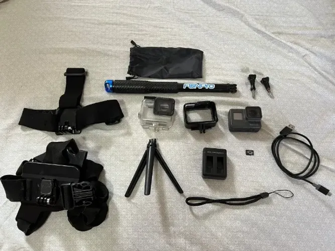 GoPro Hero 5 + Kit Completo de Acessórios