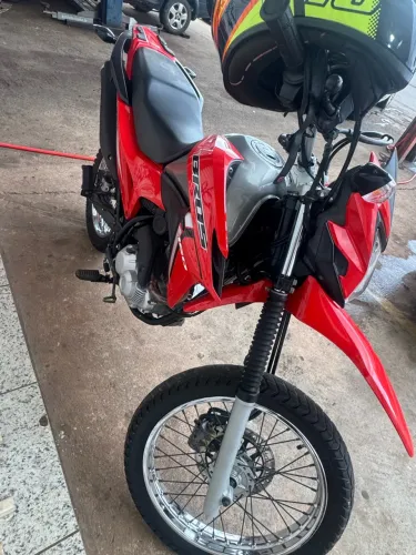 bross único dono de apenas passeio, não aceito troca não tem arranhão na pintura