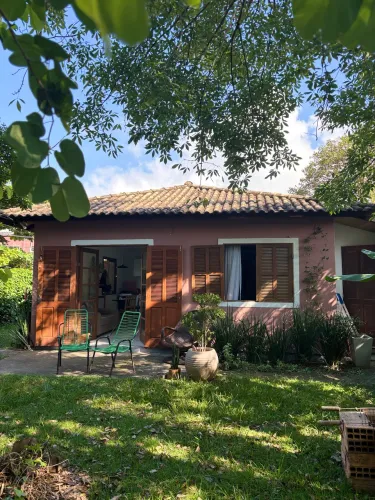 Casa mobiliada com quintal - Rio Tavares / Novo Campeche