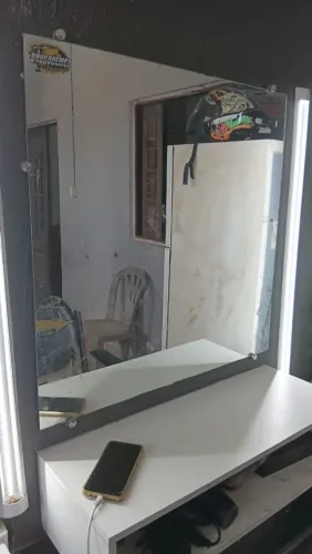 Espelho e bancada