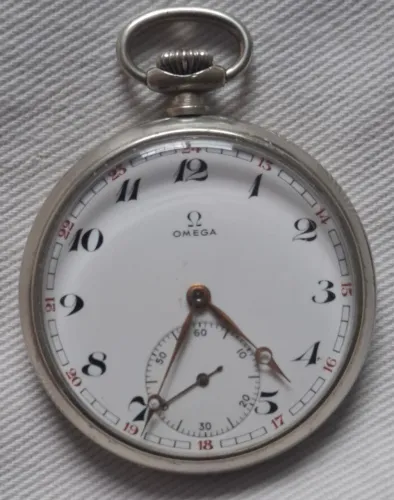 Relógio de bolso antigo (suíço da década de 1910), caixa em prata 0,900, marca OM