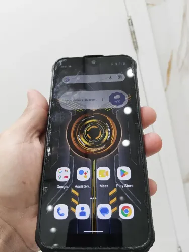 VENDO CELULAR 15MUL DE BATERIA TELA TRINCADA MAIS FUNCIONANDO NORMAL