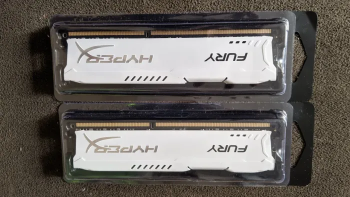 Memória RAM HyperX Fury DDR3 16GB (2x8GB)