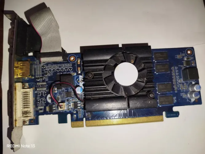 Placa de vídeo GT 210 1gb