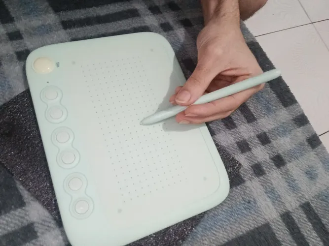 Mesa digitalizadora ugee Q6 (verde)