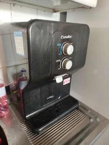 Bebedouro de água Esmaltec Acqua 127v
