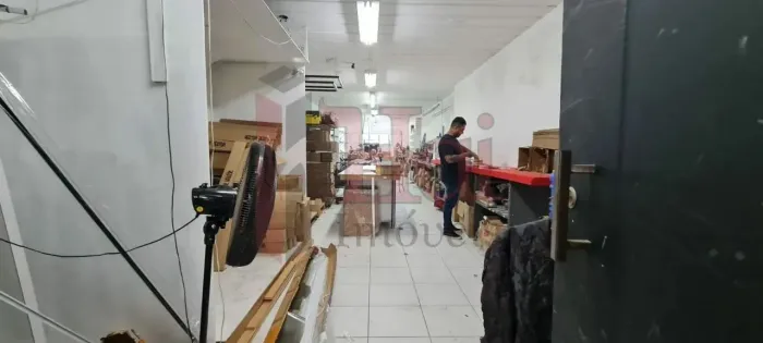 VENDA E LOCAÇÃO DE PRÉDIO COMERCIAL,BOM RETIRO,250m² DE TERRENO E 750m² DE CONSTRUÇÃO