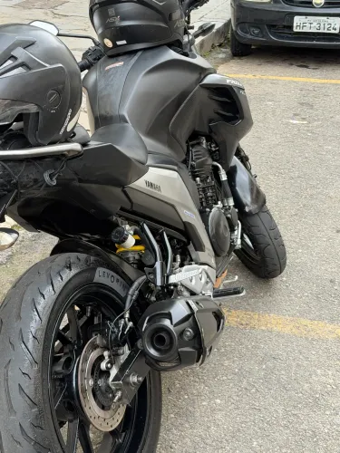 Moto fazer 250