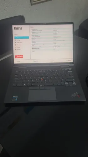 Notebook lenovo thinkpad x1 yoga gen 6 i7-1185G7 com defeito, não sai dessa tela.