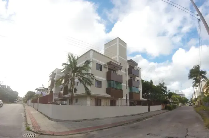 Apartamento para Venda em Florianópolis, Canasvieiras, 2 dormitórios, 1 banheiro, 1 vaga