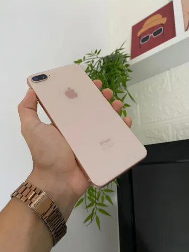 iPhone 8 Plus 128gb com caixa