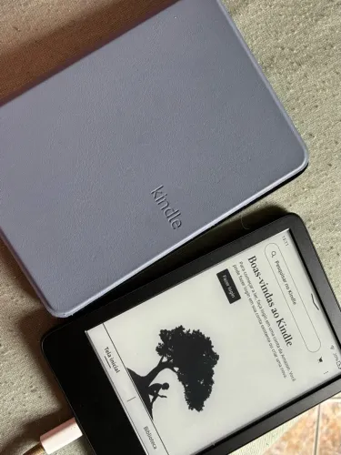 VENDO KINDLE POUQUÍSSIMO TEMPO DE USO!
