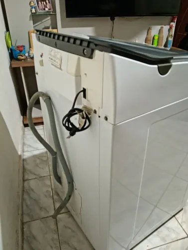 Máquina Brastemp blindado k12