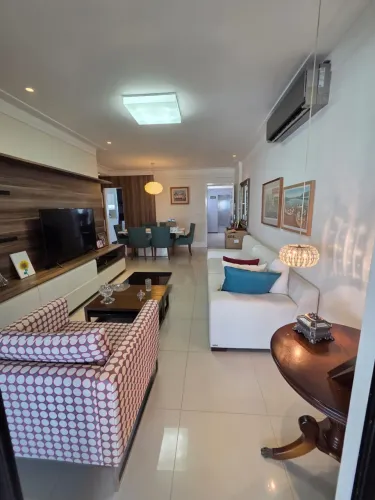 Vendo lindo apartamento na Ponta do Farol 3 suítes 161m2 alto padrao