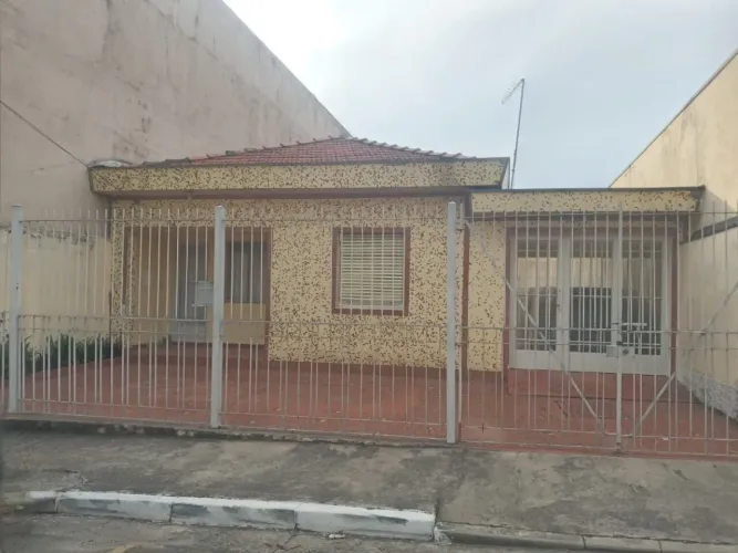 Casa com 325m² área total, 2 dormitórios à venda por R$ 1.150.000 na Vila Ema - São Paulo 