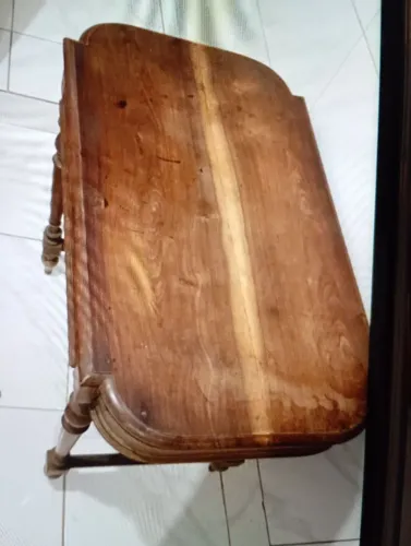Mesa antiga