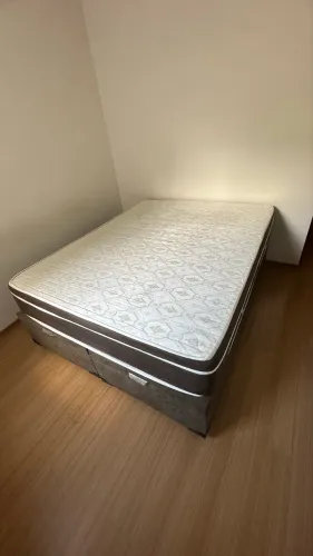 Cama com massagem bau box bi partido
