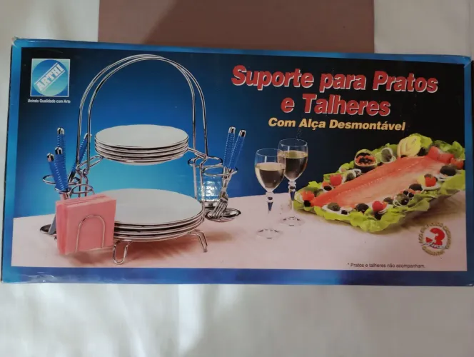 Suporte para pratos e talheres