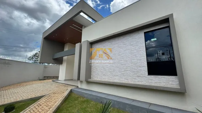 Casa com 3 Quartos à Venda, Plano Diretor Sul - Palmas