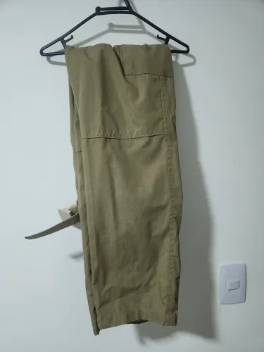 Calça tática cor caqui marca Alien Gear pro tamanho 42 ( vai com cinto na mesma cor)