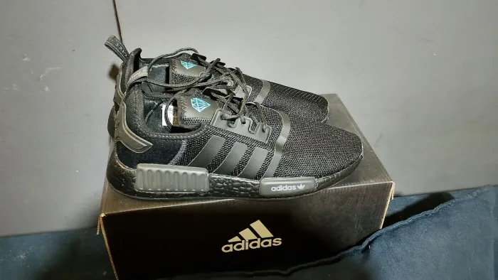 Tênis Adidas Tam 40