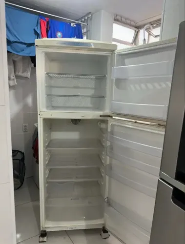 Geladeira 470L