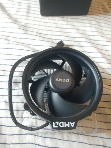 Cooler AMD Wraith Stealth AM4/AM5 (Novo)
