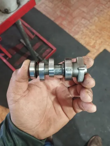 peças de Titan 150 e Strada 200