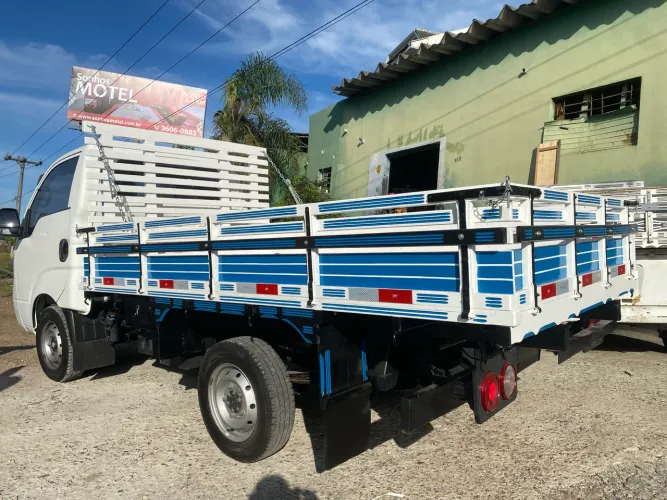 Carroceria bongo 190x320 nova na cor que desejar