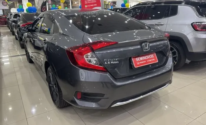 Honda Civic Hatch LX Aut. 2020