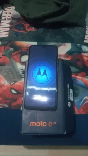 Celular Moto E22