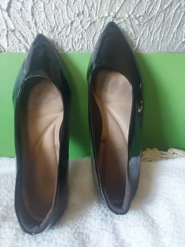 Sapato Femenino preto N.39 Seminovo