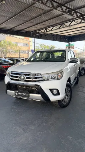 Toyota Hilux CD SRX 4X4 2.8 TDI 16V Diesel Aut. 2017