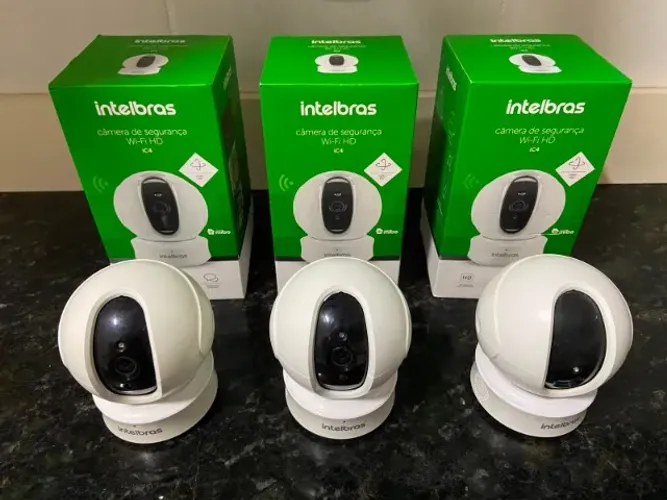 Kit com 3 Câmeras Intelbras iC4