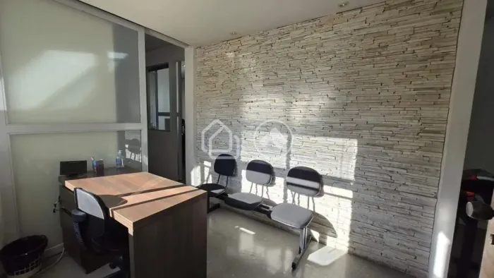 Sala Comercial à Venda em Buritis, BH
