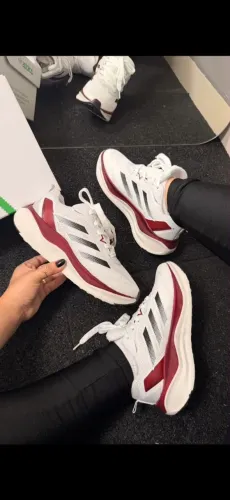 Tênis Adidas Boston 12 linha Premium