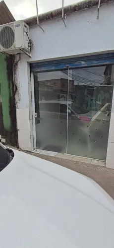 Kit porta de vidro ,ar condicionado split e bebedor água gelada e natural 